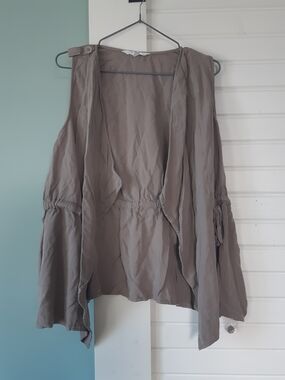 JACK Lightweight Taupe Draped Vest Ladies Medium